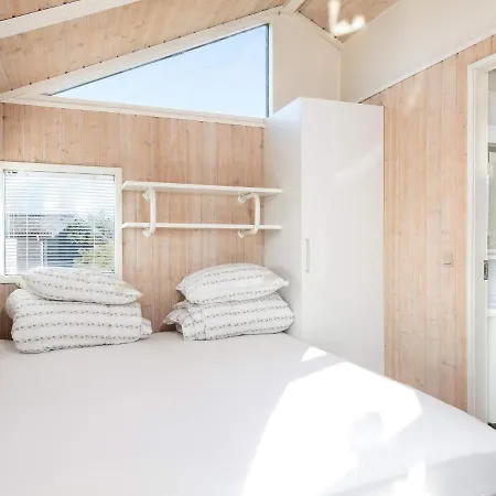 Holiday home 8 Person In *