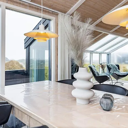 Seaside Wellness Retreat - By Traum
